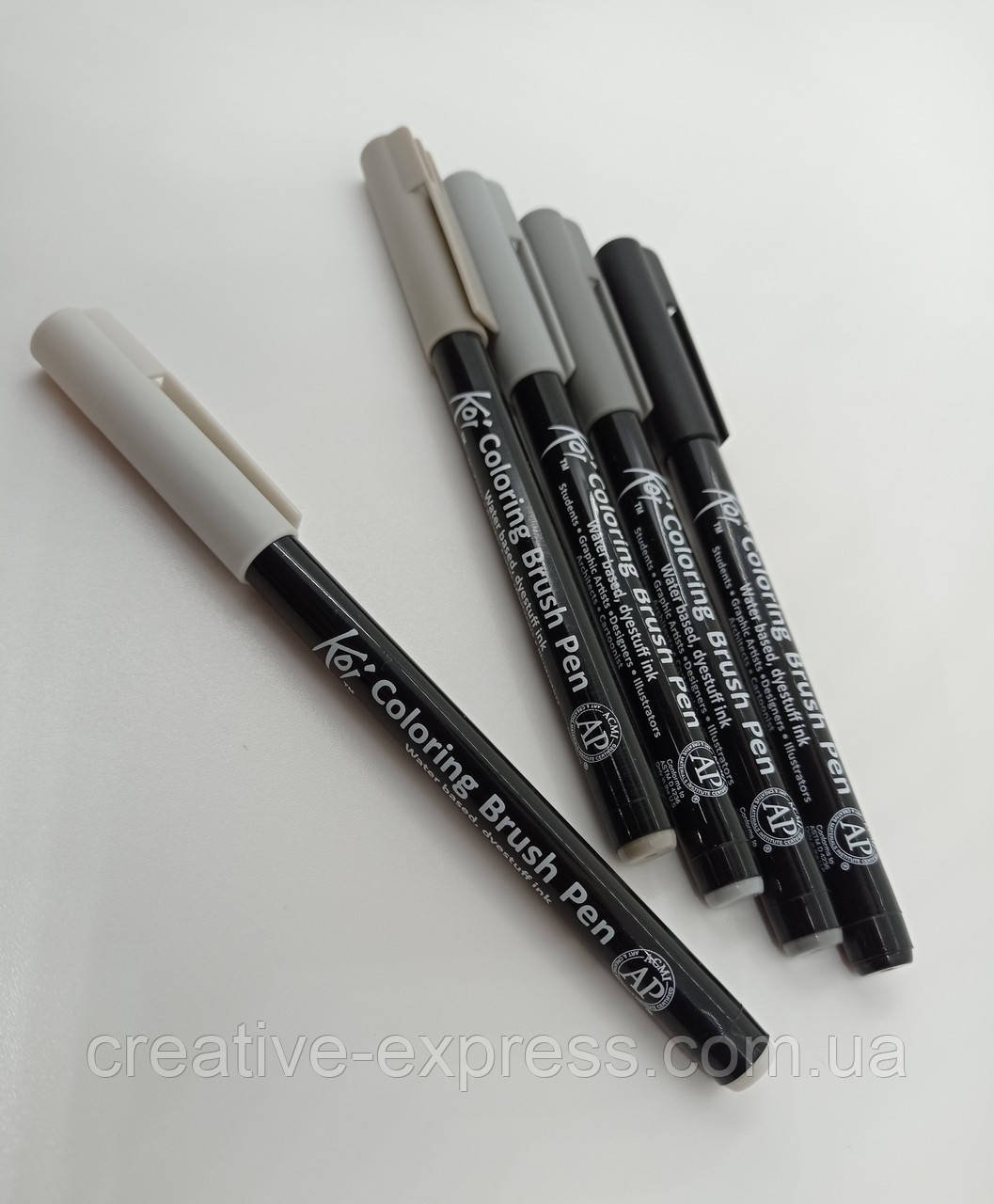 3054679588_marker-penzel-akvarelnij-koi